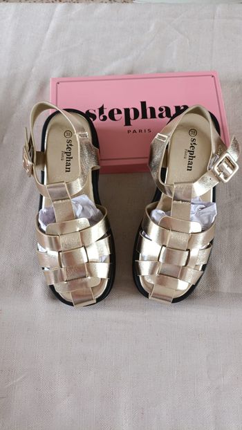 ✨ Sandales Dorées Stephan Paris – Taille 38 – Neuves avec boîte