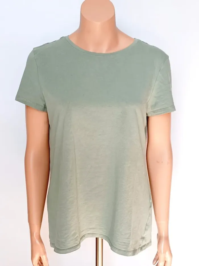 lot 3 tee-shirt Primark femme 44 / 46 - photo numéro 3
