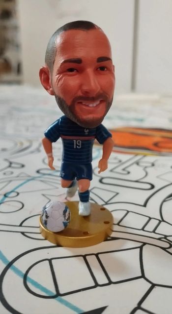 Petite figurine football neuve Karim Benzema équipe de France