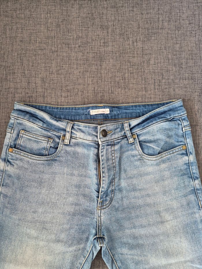 Jean homme Taille 42 - photo numéro 3