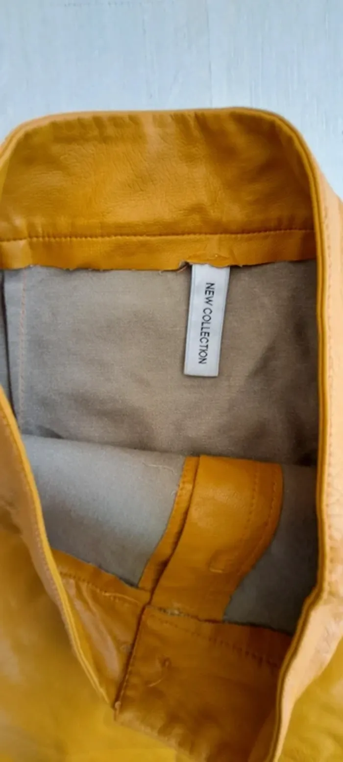 Jupe simili cuir moutarde - taille S - made in Italy - Bonito - photo numéro 4