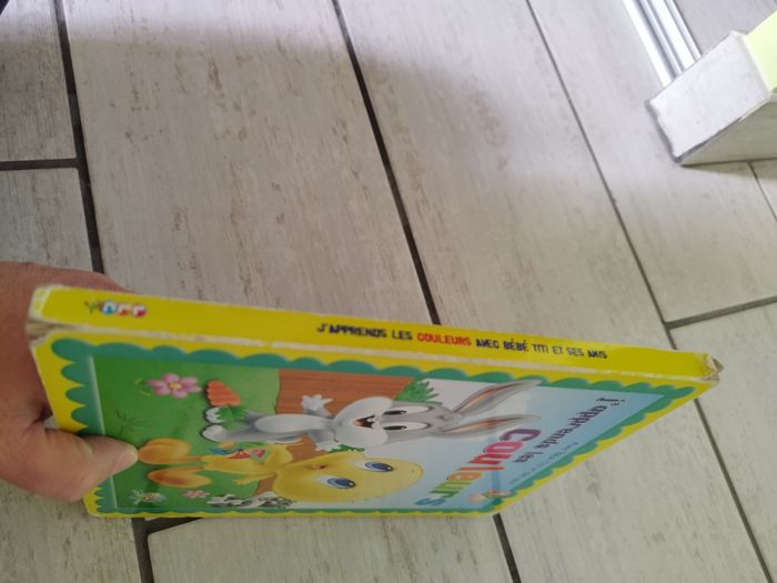 📖 J'apprends les couleurs avec Bébé Titi et ses amis - photo numéro 4