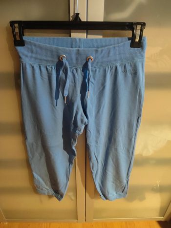 Pantacourt taille 38 / M Amisu