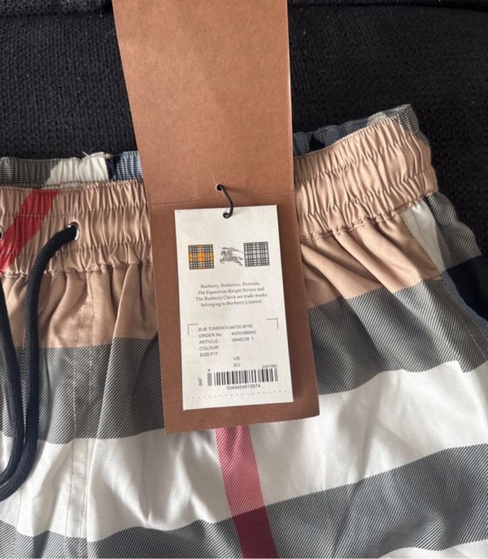 Short burberry - photo numéro 2