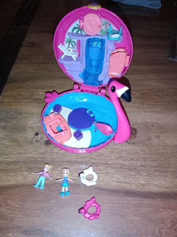 Polly pocket