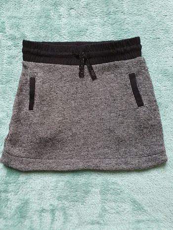 Très jolie jupe 3 ans