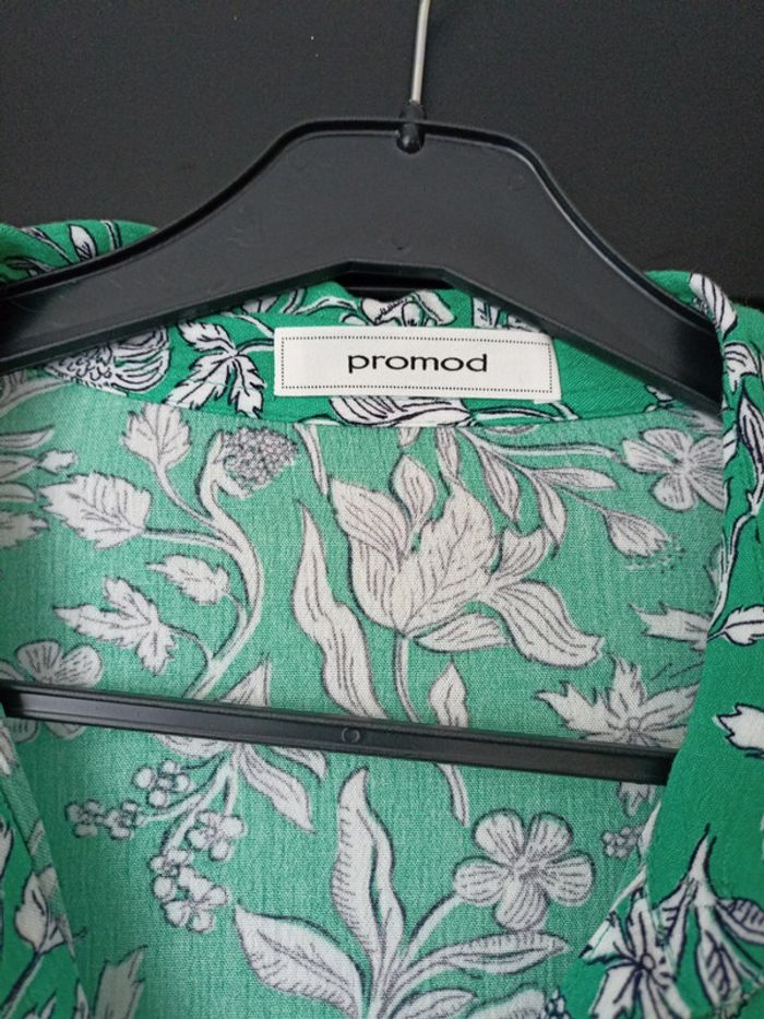 Robe fleurie Promod taille 40 - photo numéro 2