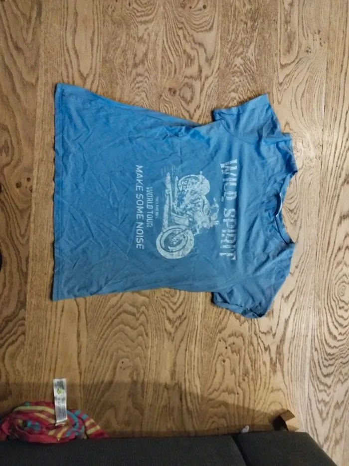 T-shirt S - photo numéro 2