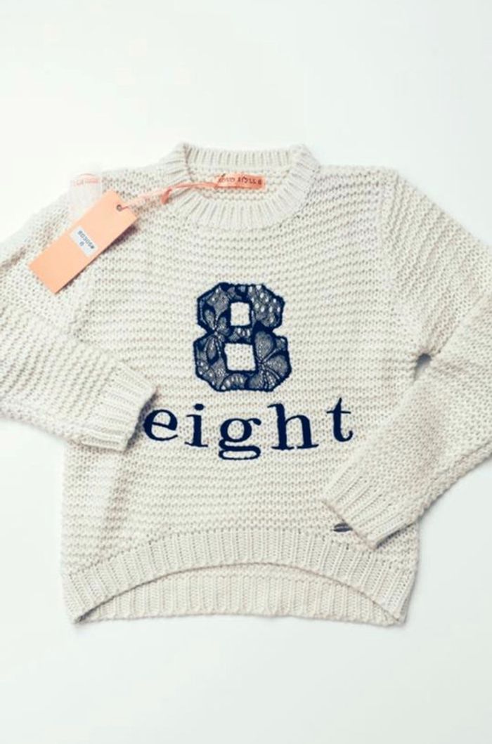 Pull 6 Ans neuf étiqueté