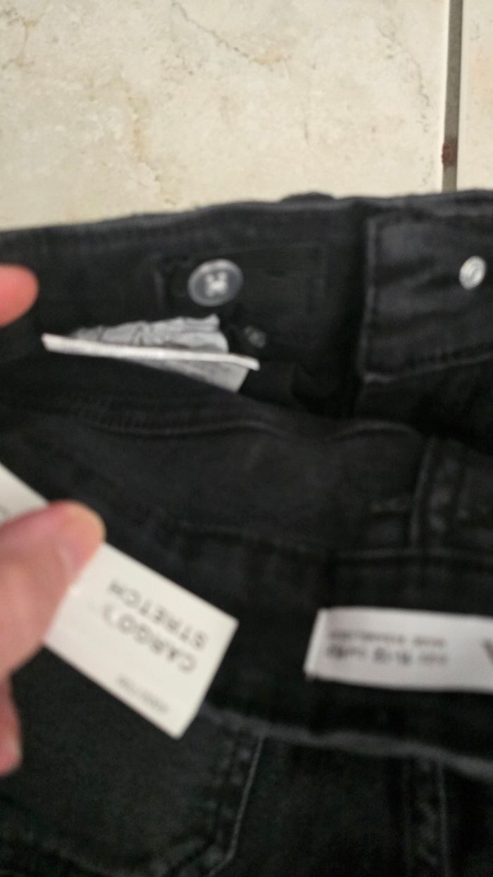 (Neuf non porté) 🏷😍🥰 superbe jeans cargo 12 ans fille 🥰😍 - photo numéro 4