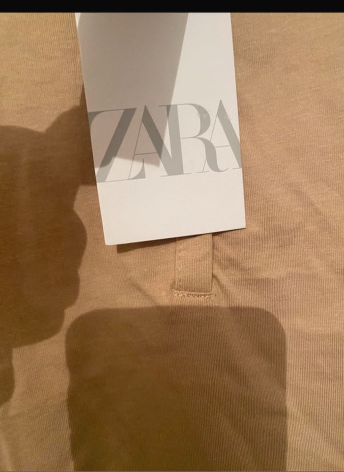 T-shirt zara taille s neuf - photo numéro 3