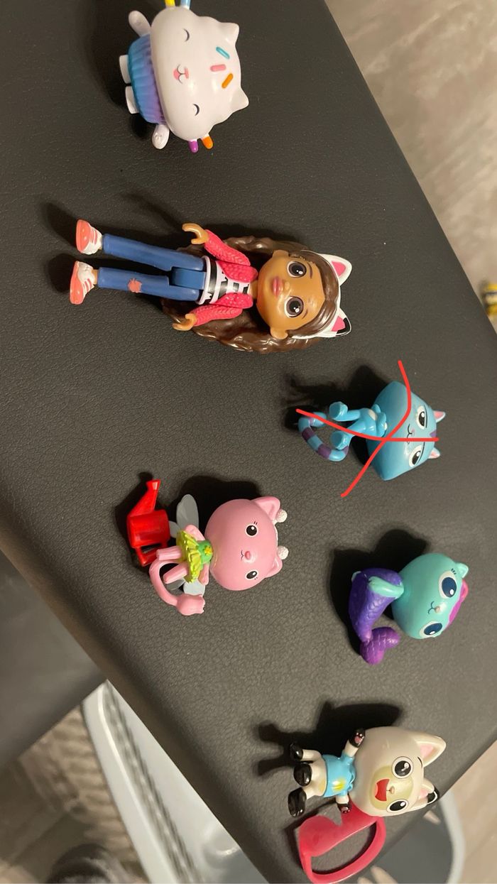 Lot de figurine gabby chat