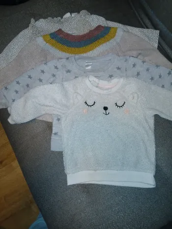 Lot pulls et sweat-shirts