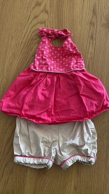 Ensemble dos nu et short