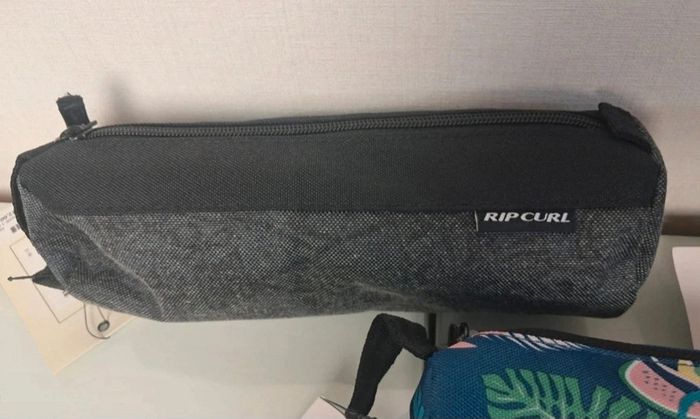Ripcurl trousse scolaire fille garçon neuve - photo numéro 2