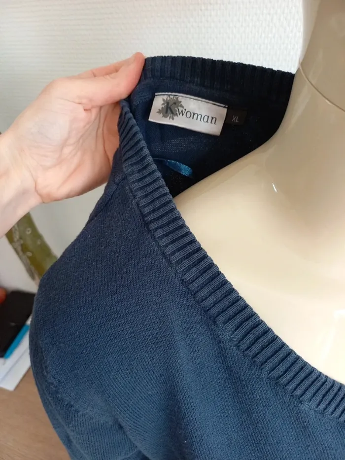 Pull femme bleu T.38/40 - photo numéro 6