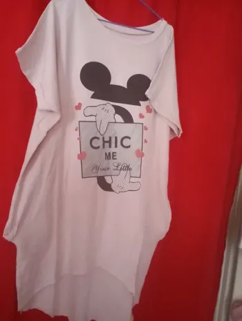 Tee shirt taille unique avec des poches (350)