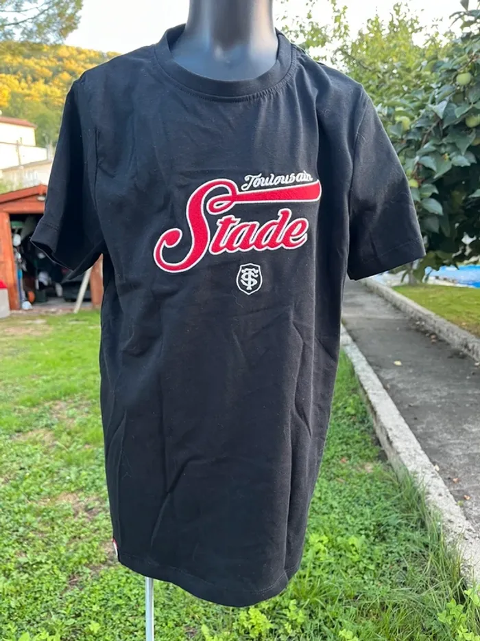 T shirt stade toulousain neuf taille 10ans