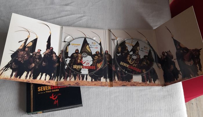 DVD Sevenswords - photo numéro 3