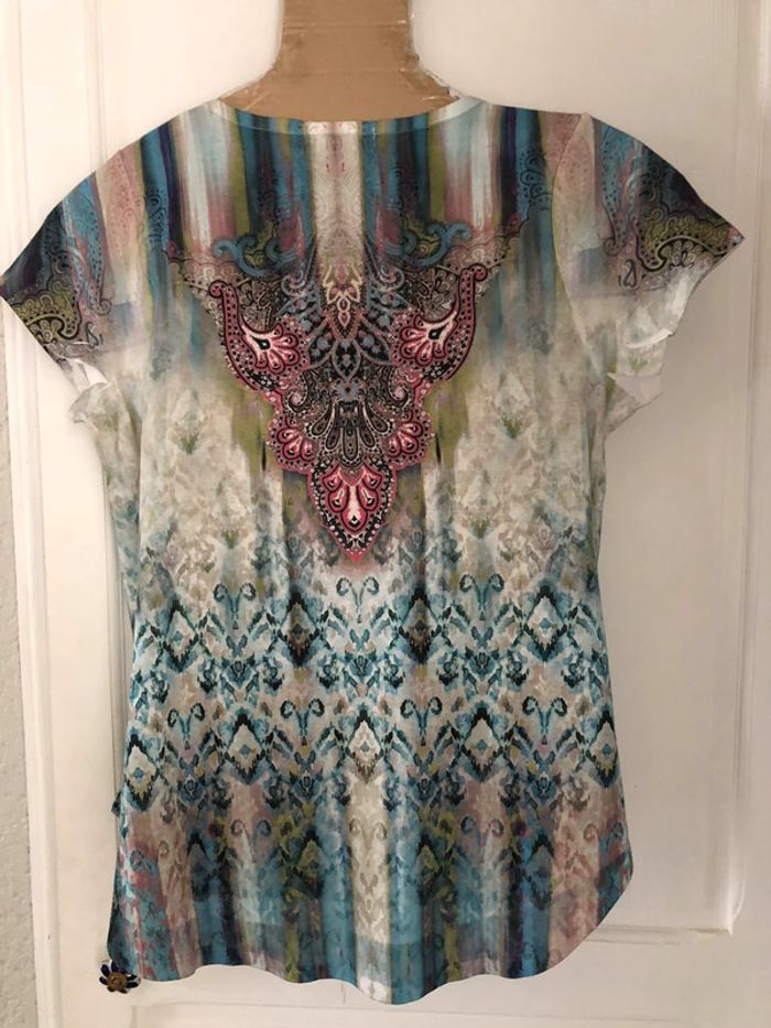 AN72:Blouse imprimée et strass TL (44/46) NEUVE - photo numéro 2