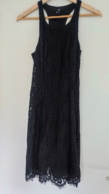 Robe brodée noire T38