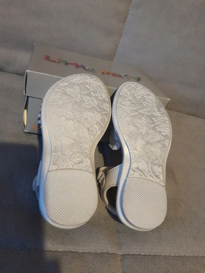 Sandales nu-pieds en cuir Little Mary pointure 25 neuf avec étiquettes - photo numéro 7