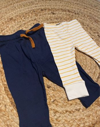 Lot 2 pantalons 3 mois