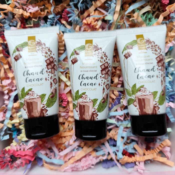 3 masques nourrissants et coup d'éclat chaud cacao