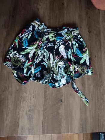 Short Amisu taille 36