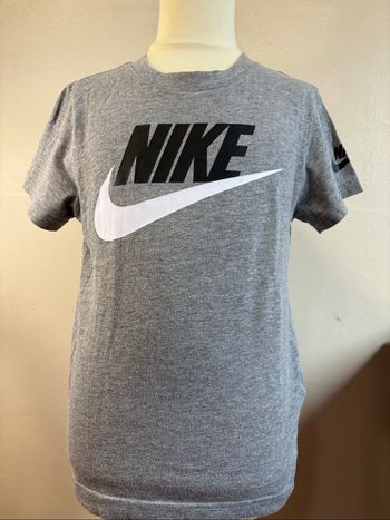 T-shirt garçon taille 116/122