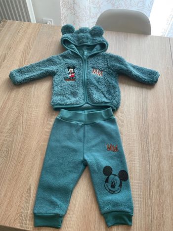 Ensemble Mickey