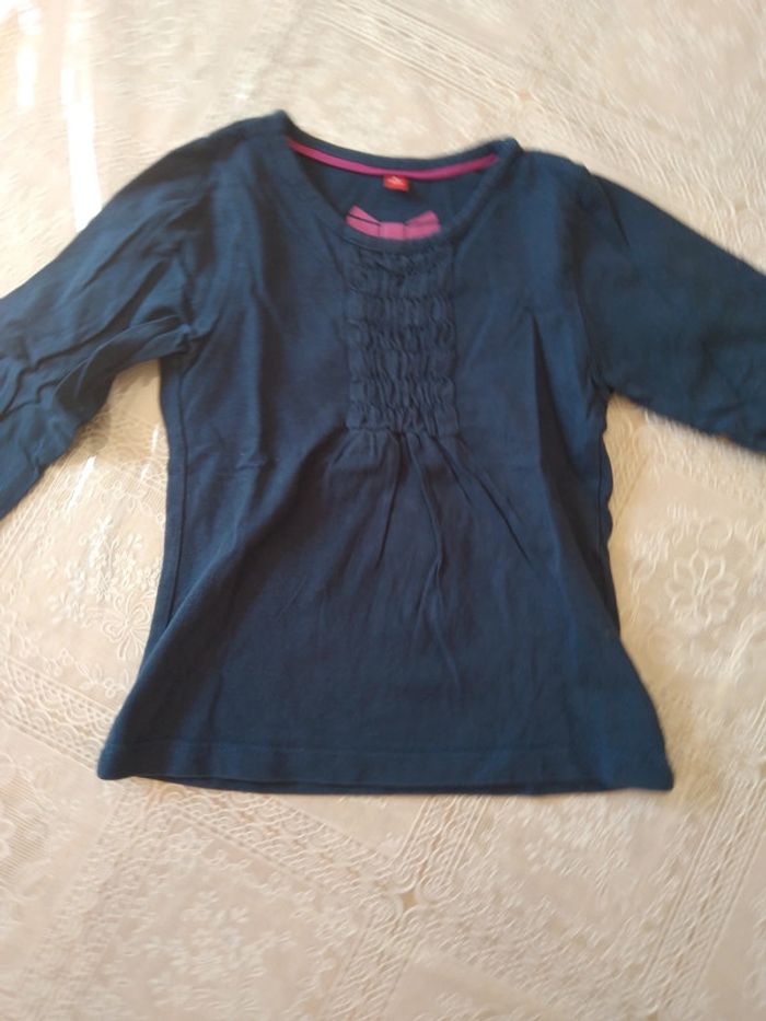 Tee-shirt bleu marine 3 ans