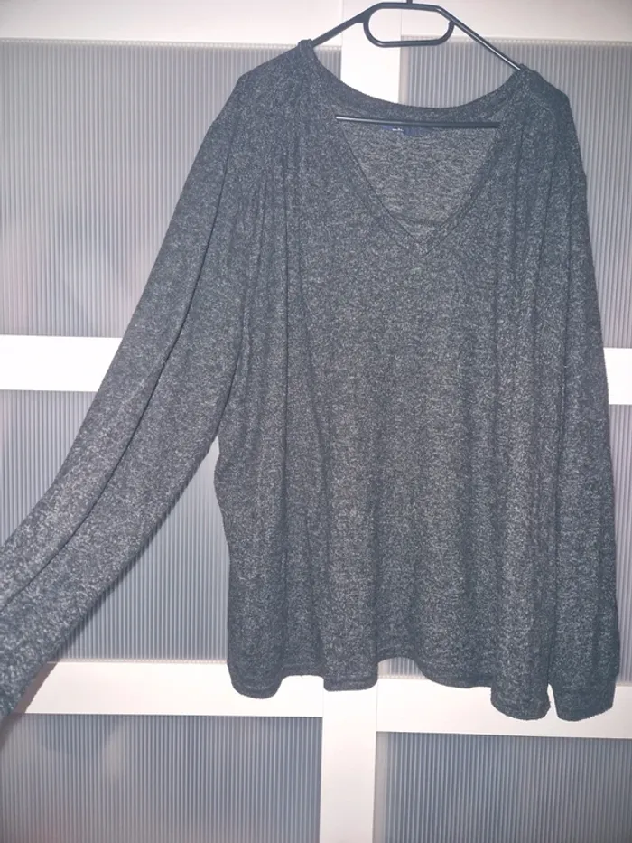Pull gris foncé - photo numéro 2