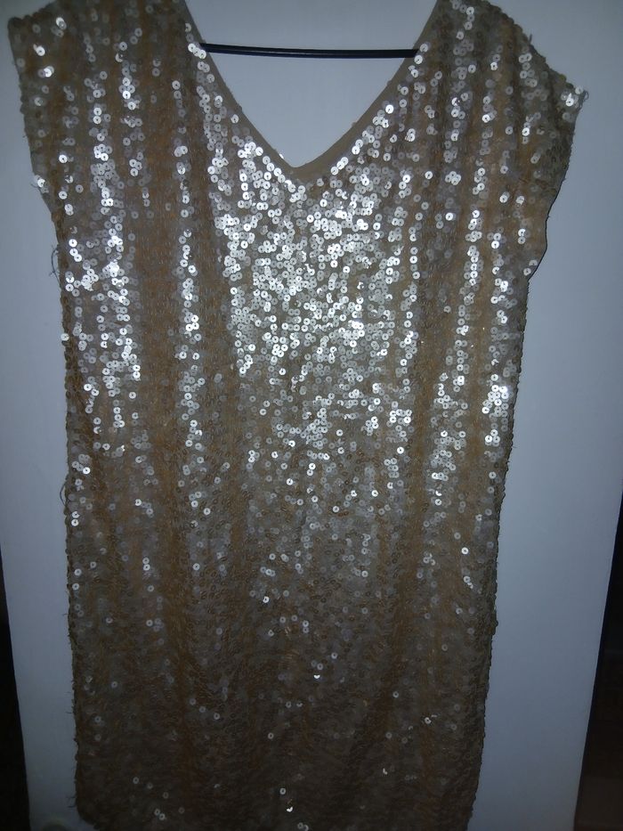 Robe à sequins - photo numéro 2