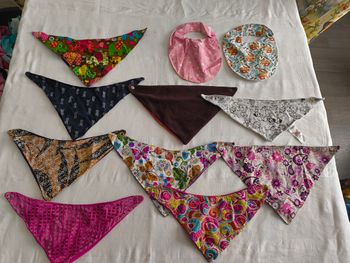 Lot bavoirs bandana