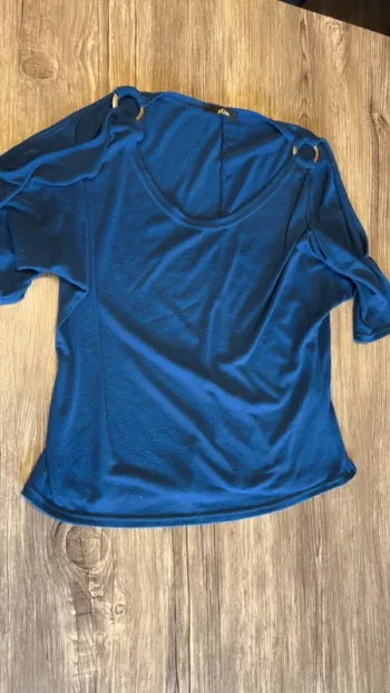 Tee shirt épaules ouvertes femme L