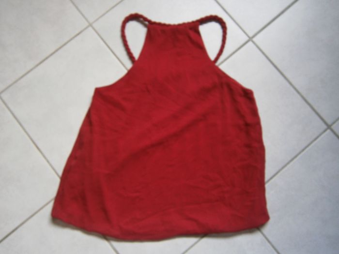 Débardeur rouges à perles dorées Taille 36 - photo numéro 2
