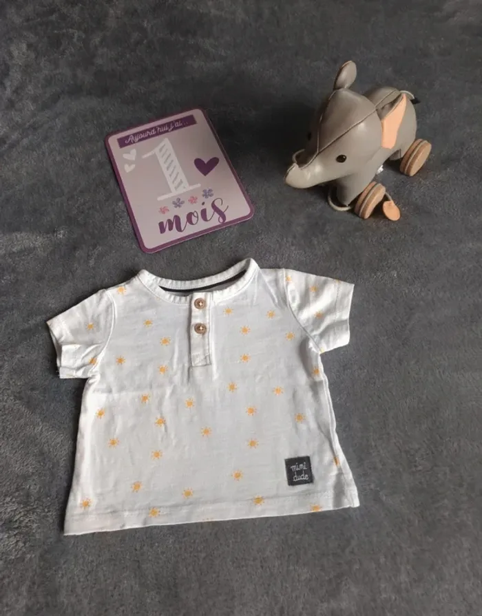T-shirt taille 1 mois