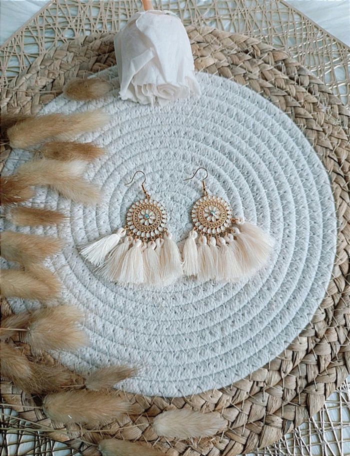 🌷Magnifiques boucles d'oreilles neuves crème or 🌷 - photo numéro 2