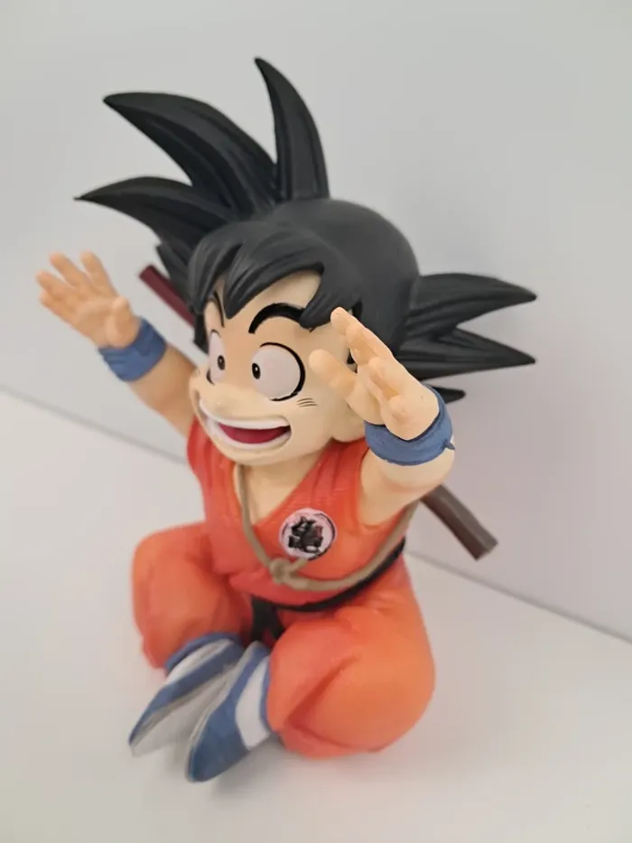 Figurine Son Goku Enfant avec les 7 boules de crystal - Dragon Ball - photo numéro 5