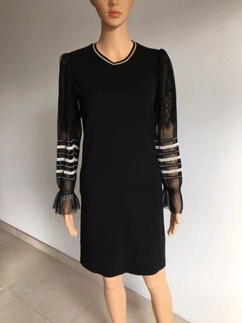 Robe noire neuve avec manches transparentes Molly Bracken taille XS