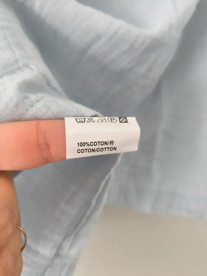 Haut bleu clair Lovely & Co – Taille M – Neuf avec étiquette - photo numéro 2