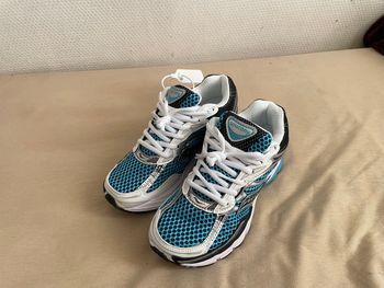 Saucony omni9