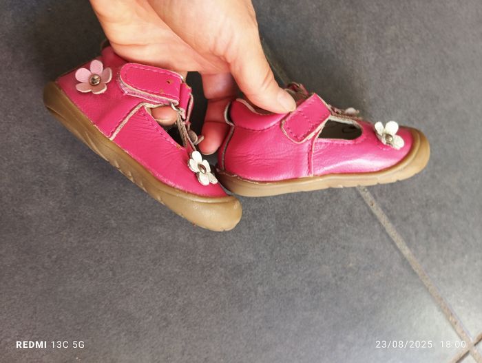 Chaussures cuir pointure 20 - photo numéro 3