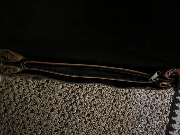 Cartable en cuir noir - photo numéro 3