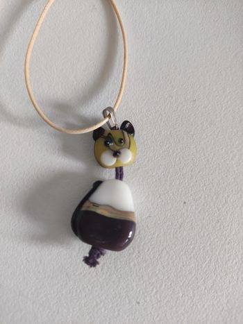 Collier chat en pierre / cordon coton