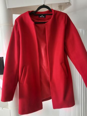 Manteau rouge