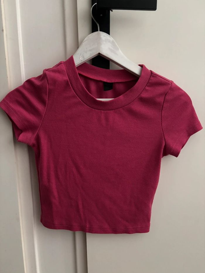 T-shirt court fuchsia t.S Shein tbe