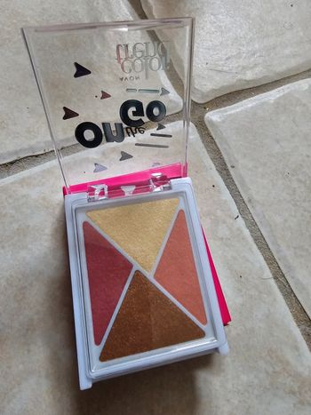 Palette tout en un avon