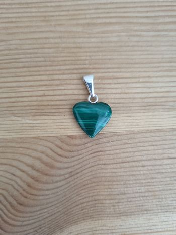Pendentif cœur en malachite